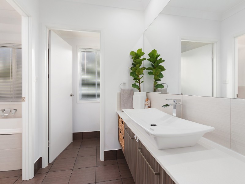 1/12 Avalon Avenue, Wollongbar NSW 2477