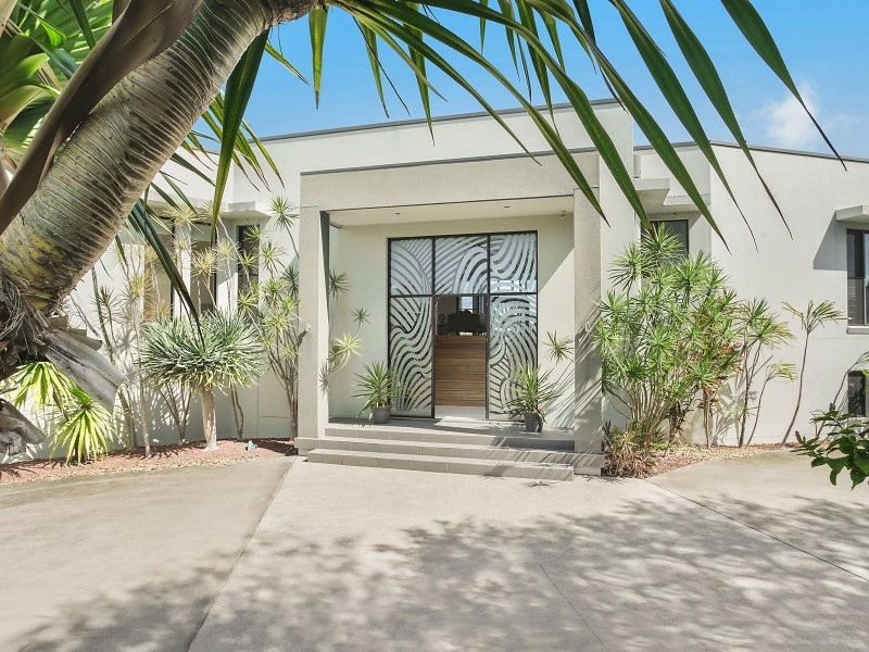 200 North Creek Road, Lennox Head NSW 2478