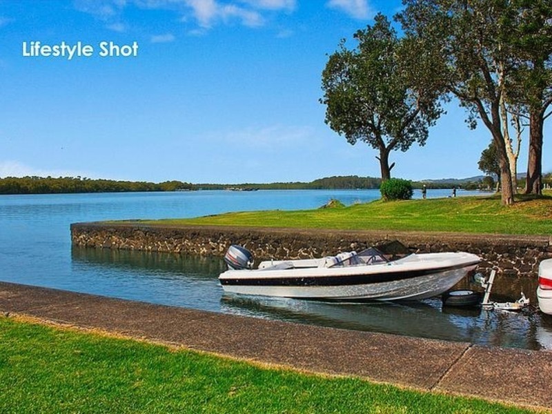 64 Riverside Drive, Ballina NSW 2478