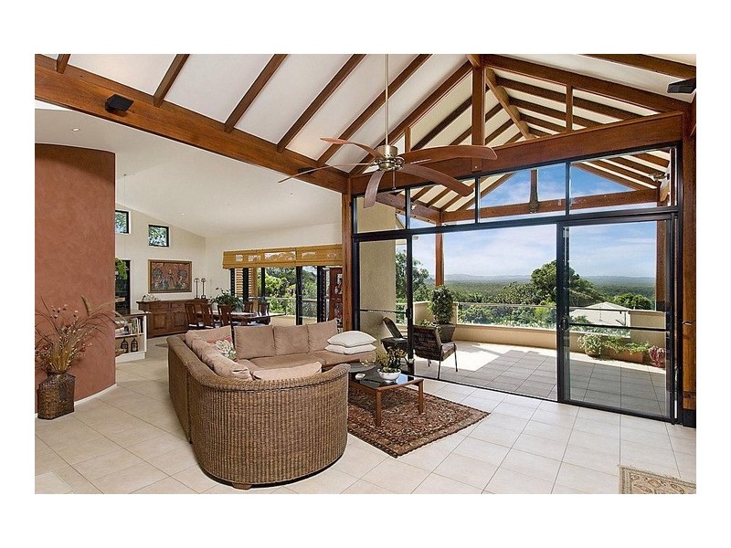 8 Stonehenge Place, Lennox Head NSW 2478