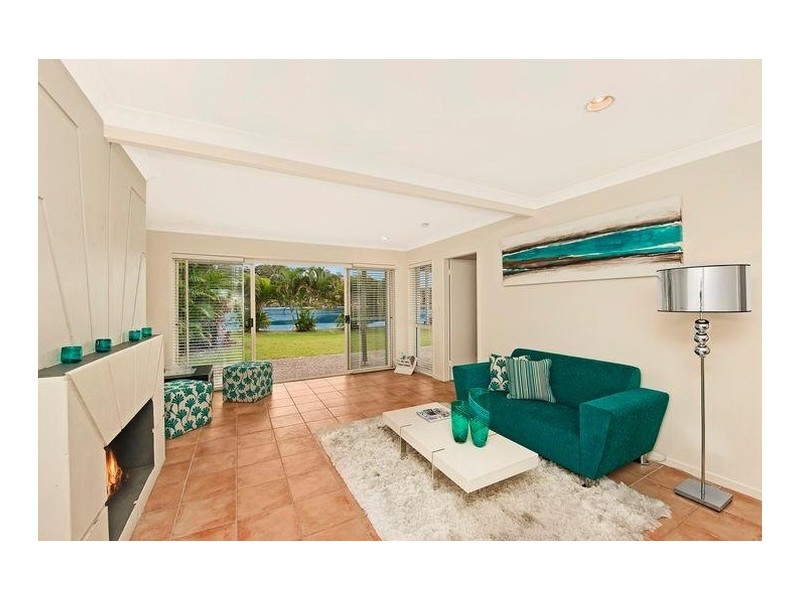 97 Tallebudgera Drive, Palm Beach QLD 4221