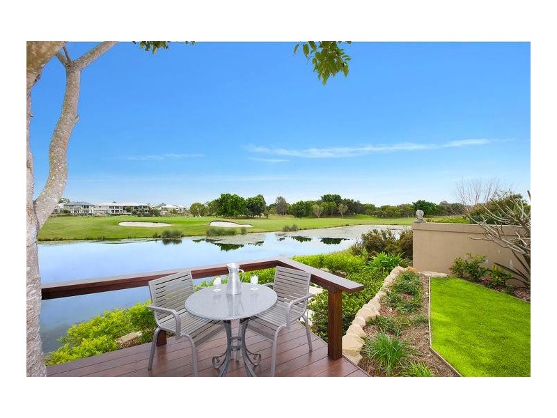 715 Glades Drive, Robina QLD 4226