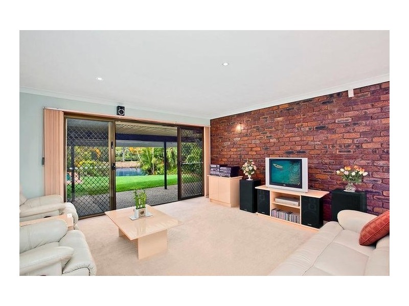 23 Kentia Court, Elanora QLD 4221