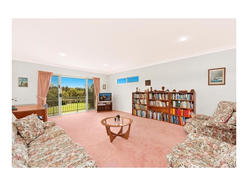 17 Tussock Crescent, Elanora QLD 4221