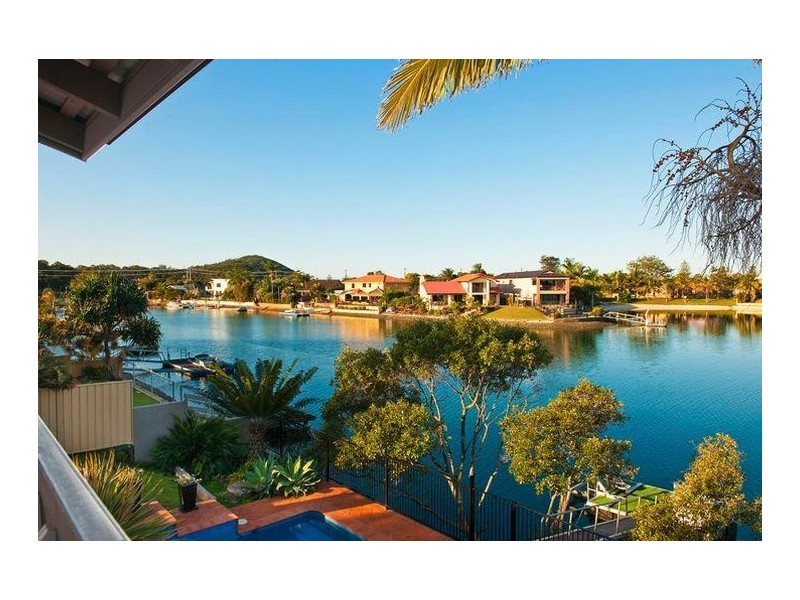 118 Tallebudgera Drive, Palm Beach QLD 4221