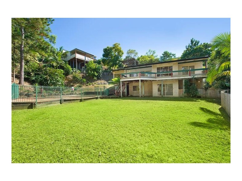 7 Attadale Court, Elanora QLD 4221