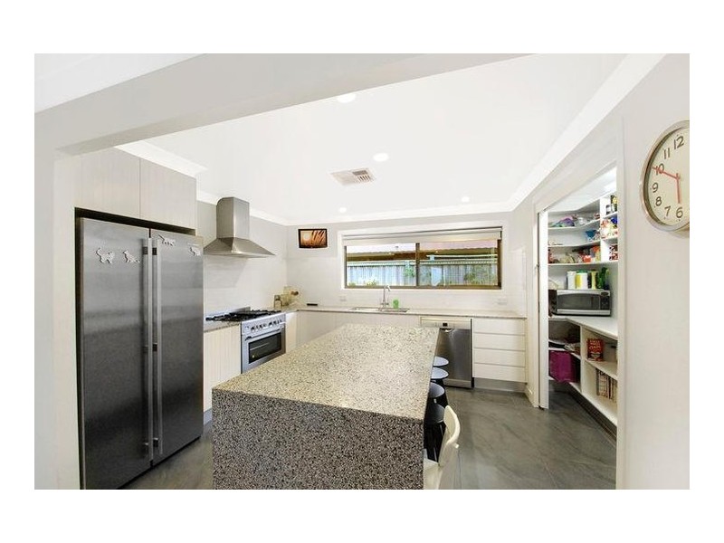 8 Violet Court, Miami QLD 4220