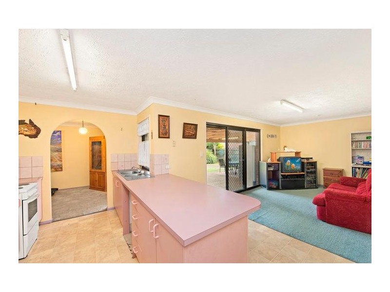 14 Hoffschildt Drive, Currumbin Waters QLD 4223