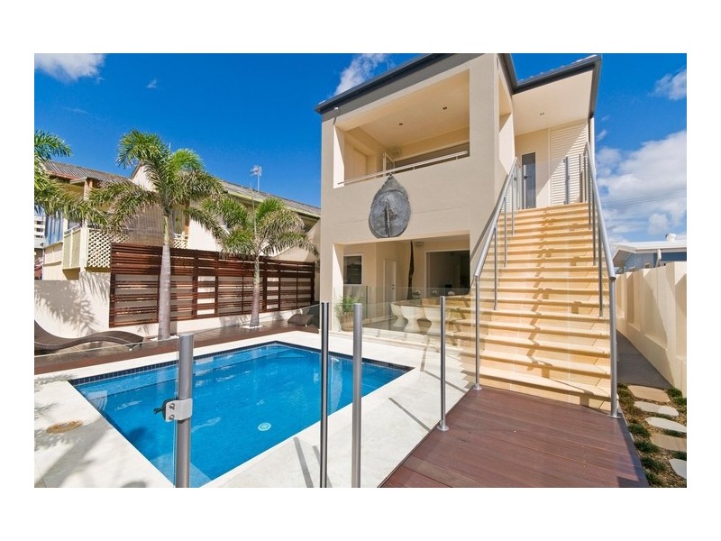 228 Jefferson Lane, Palm Beach QLD 4221