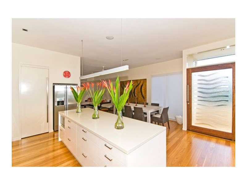 228 Jefferson Lane, Palm Beach QLD 4221