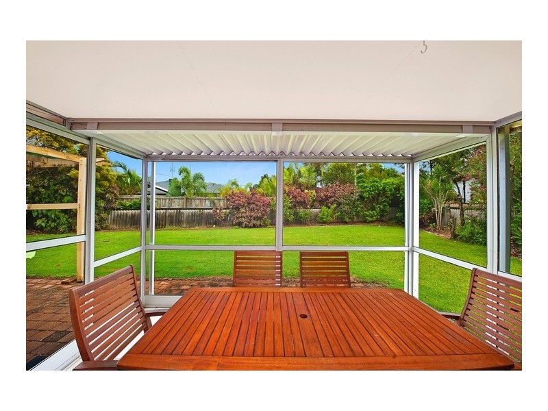 11 Jabiru Avenue, Burleigh Waters QLD 4220