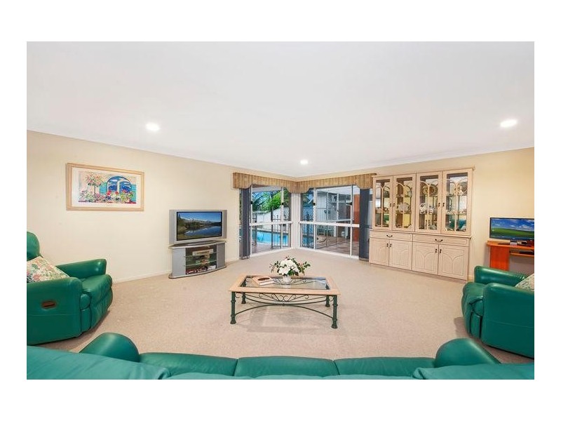 57 Wedgebill Parade, Burleigh Waters QLD 4220