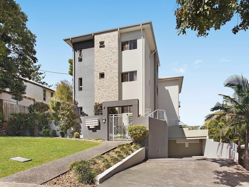 7/50 Dutton Street, Coolangatta QLD 4225