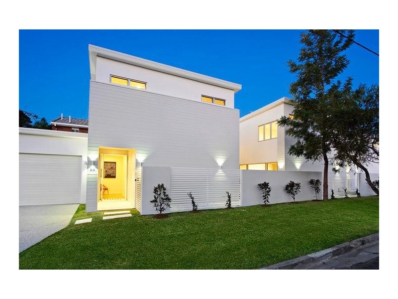 15 Fourteenth Avenue, Palm Beach QLD 4221