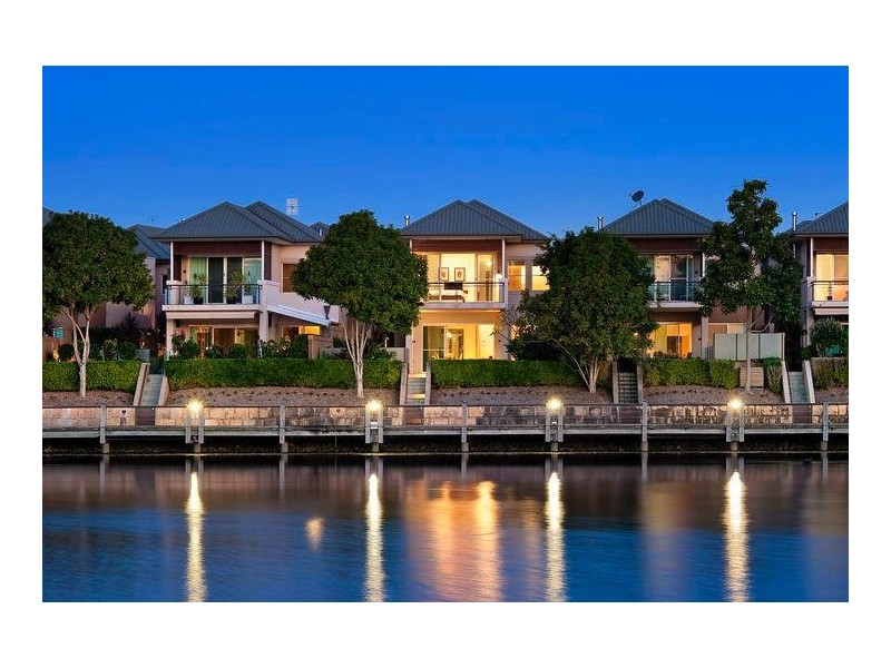 706 Glades Drive, Robina QLD 4226