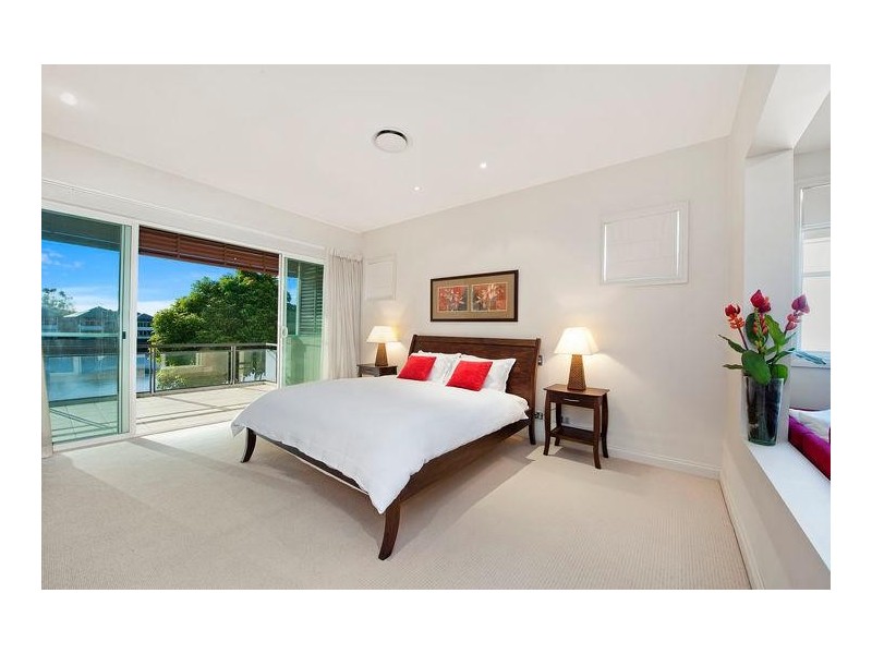 706 Glades Drive, Robina QLD 4226