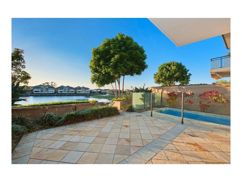 706 Glades Drive, Robina QLD 4226