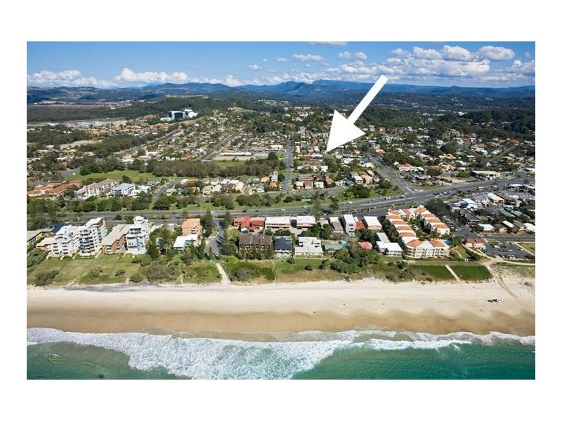 10 Chaffey Street, Tugun QLD 4224