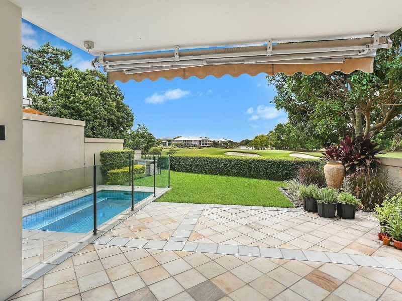 713 Glades Drive, Robina QLD 4226