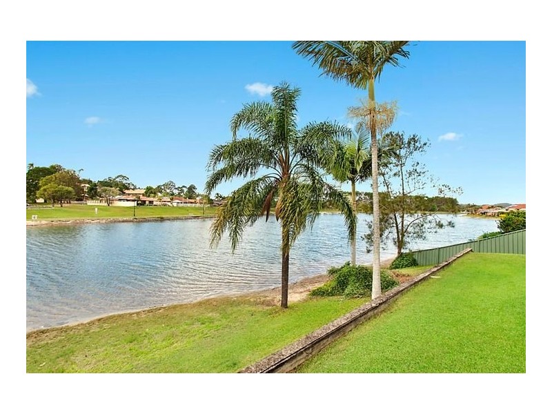 83 Murtha Drive, Elanora QLD 4221