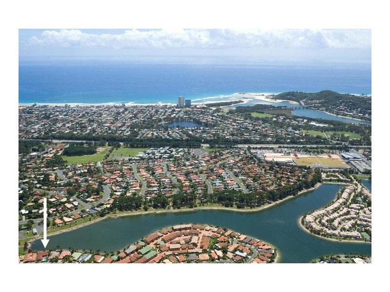 83 Murtha Drive, Elanora QLD 4221