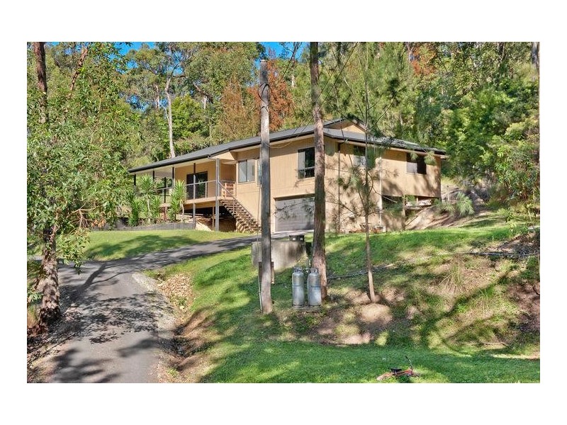 3 Dorset Place, Elanora QLD 4221