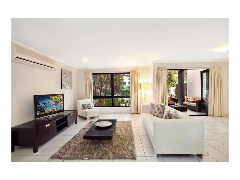 9 Riverwalk Avenue, Robina QLD 4226