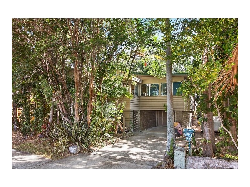 15-17 Boundary Street, Currumbin Waters QLD 4223