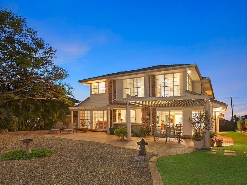 74 Skyline Terrace, Burleigh Heads QLD 4220