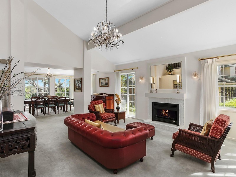 74 Skyline Terrace, Burleigh Heads QLD 4220