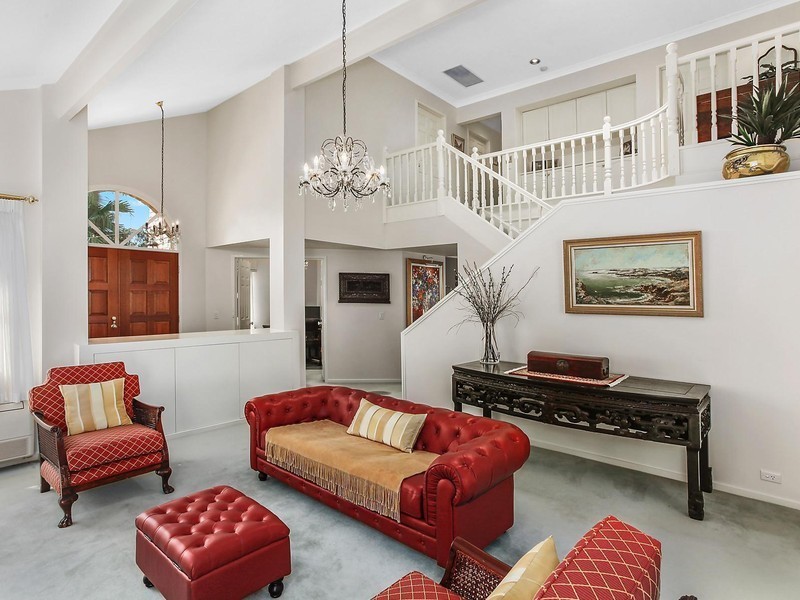 74 Skyline Terrace, Burleigh Heads QLD 4220