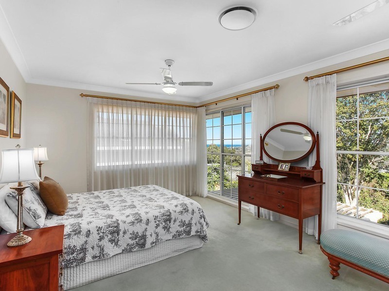 74 Skyline Terrace, Burleigh Heads QLD 4220