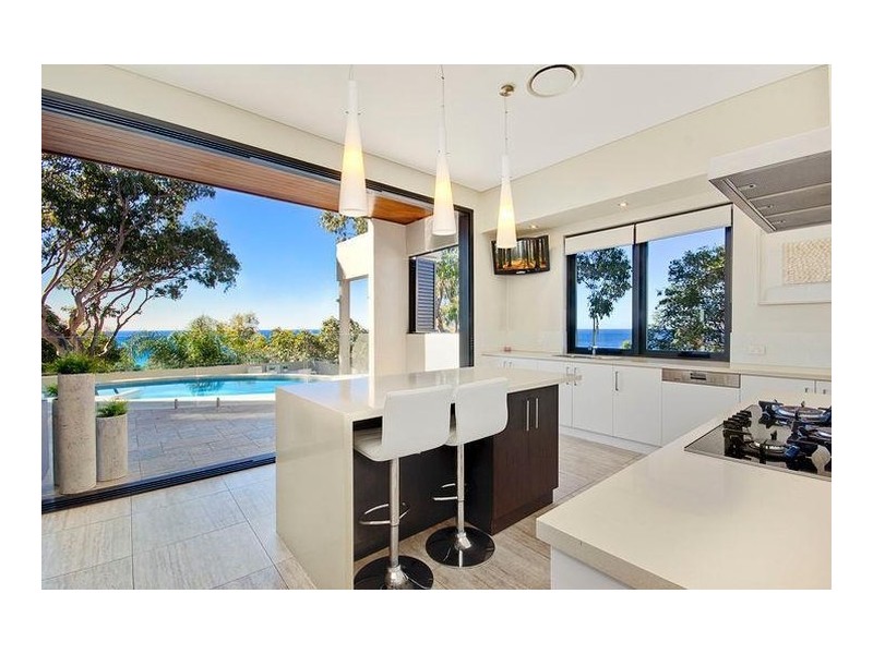 14 James Street, Currumbin QLD 4223