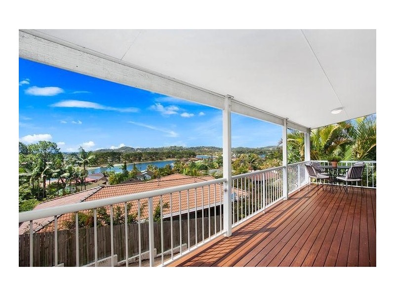 9 Jandakot Court, Elanora QLD 4221