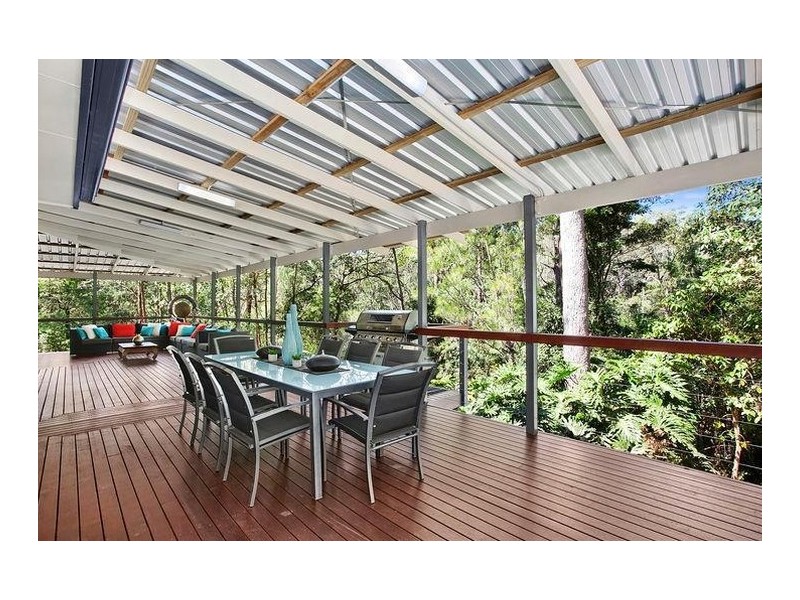 6 Dorset Place, Elanora QLD 4221