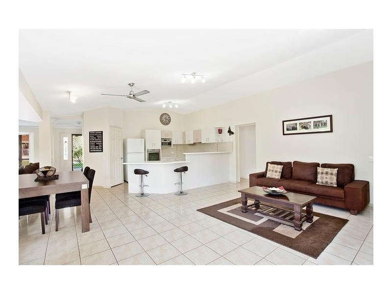 1 Leopard Avenue, Elanora QLD 4221