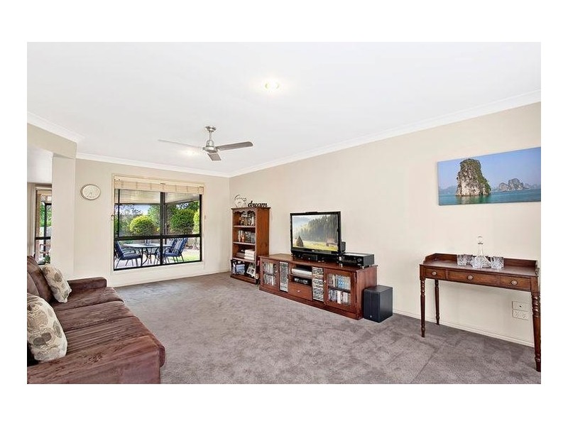 1 Leopard Avenue, Elanora QLD 4221