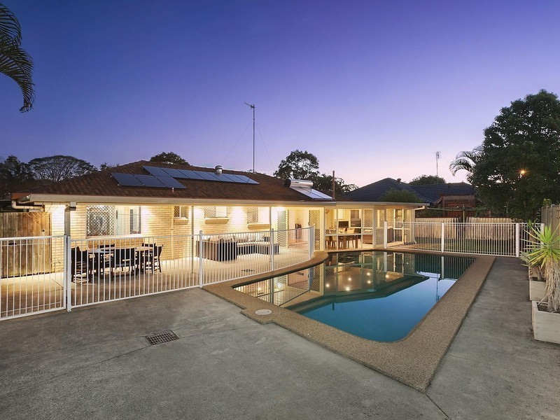 29 Spindle Street, Palm Beach QLD 4221