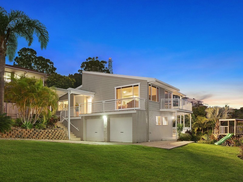 6 Attadale Court, Elanora QLD 4221