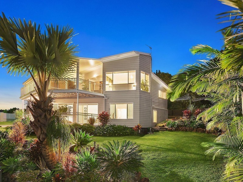 6 Attadale Court, Elanora QLD 4221