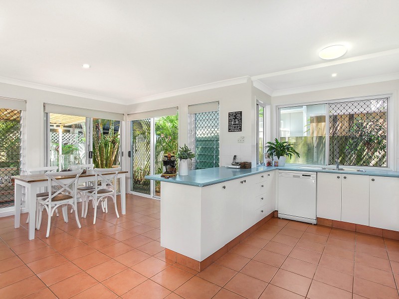 2/29 Twenty Fifth Avenue, Palm Beach QLD 4221