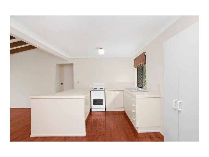 16 Kaffia Court, Elanora QLD 4221