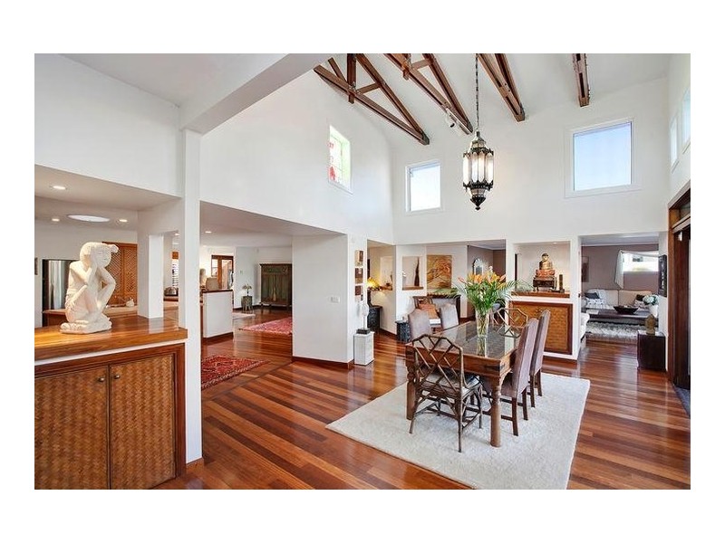 3 Naranja Crescent, Benowa Waters QLD 4217