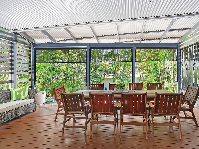 11 Twelfth Avenue, Palm Beach QLD 4221