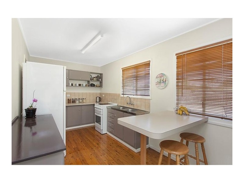 4 Celebes Avenue, Palm Beach QLD 4221