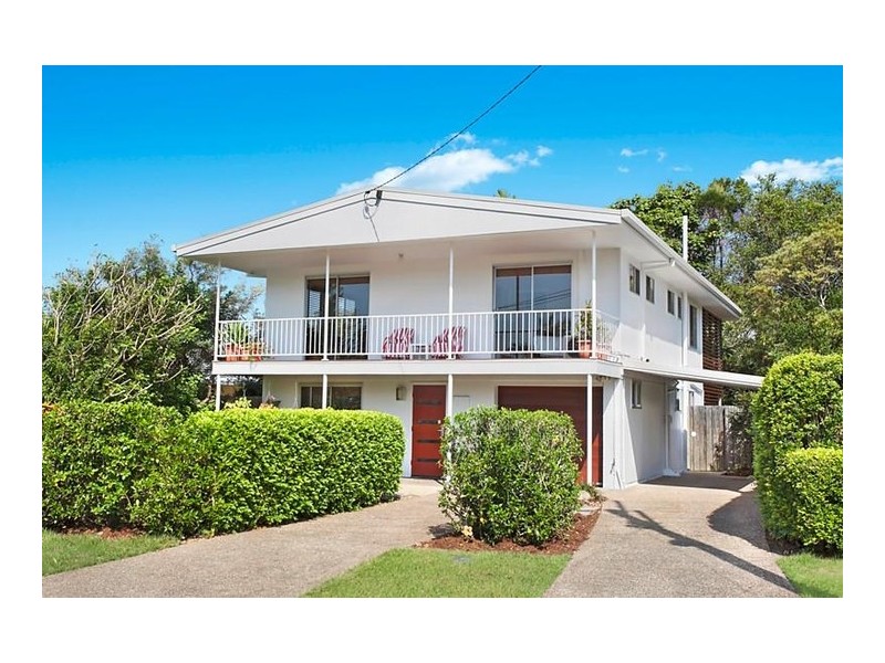 4 Celebes Avenue, Palm Beach QLD 4221