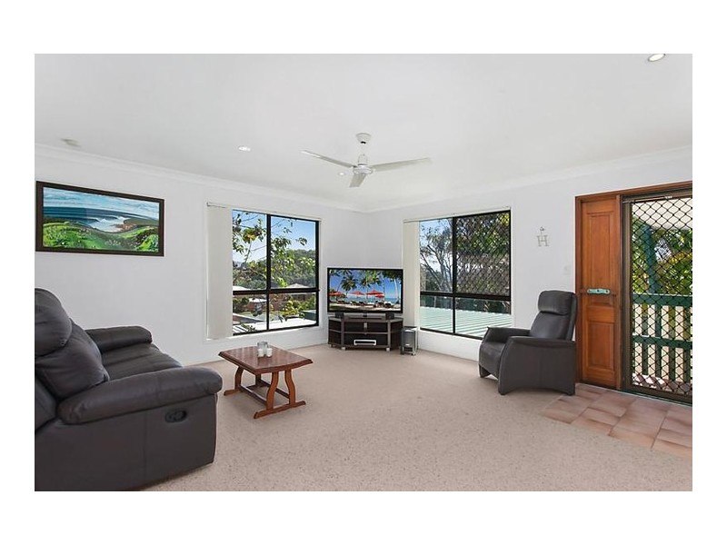 20 Bob Barnard Drive, Tugun QLD 4224