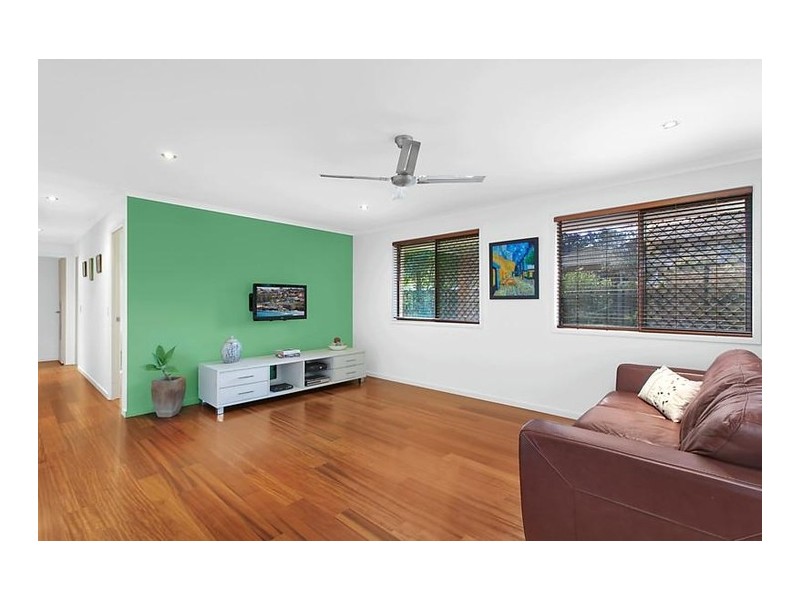 30 Amboina Avenue, Palm Beach QLD 4221