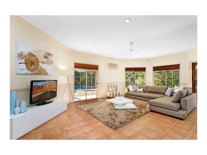 42 Gardenia Drive, Bonogin QLD 4213