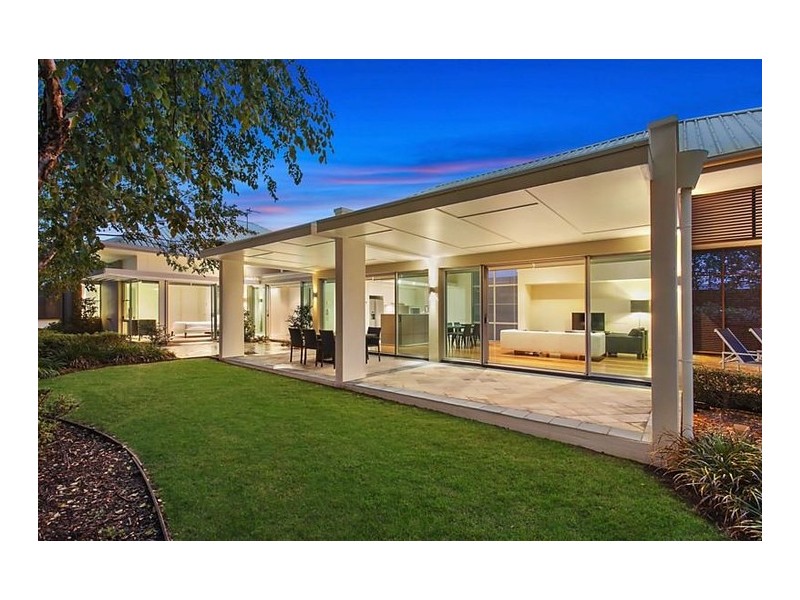 740 Peninsula Drive, Robina QLD 4226